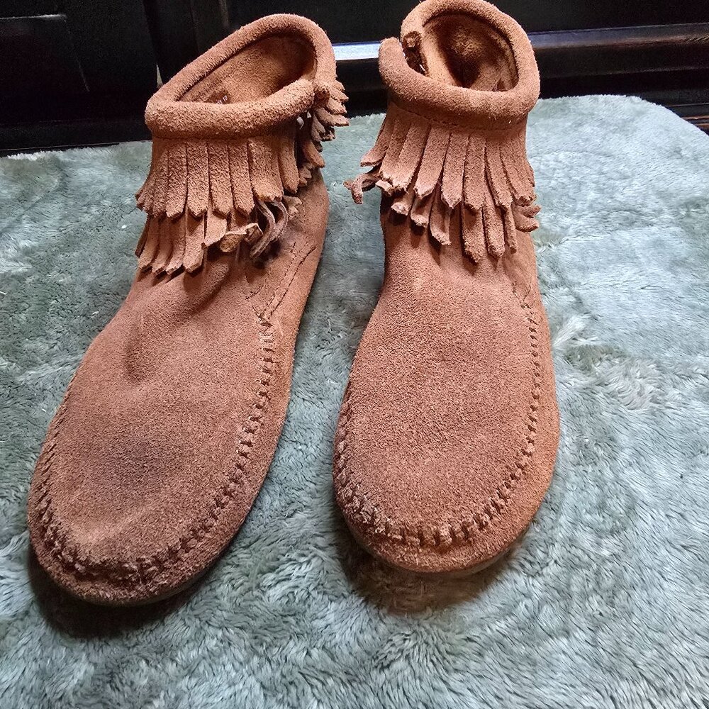 minnetonka shoes